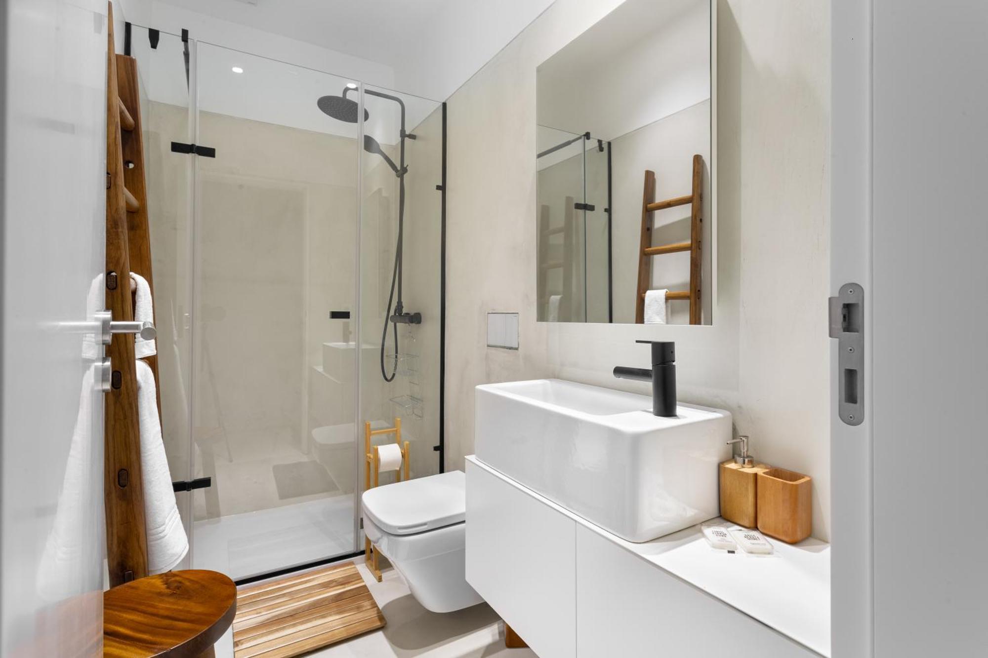 Joivy Exquisite Near Bica Elevator Appartement